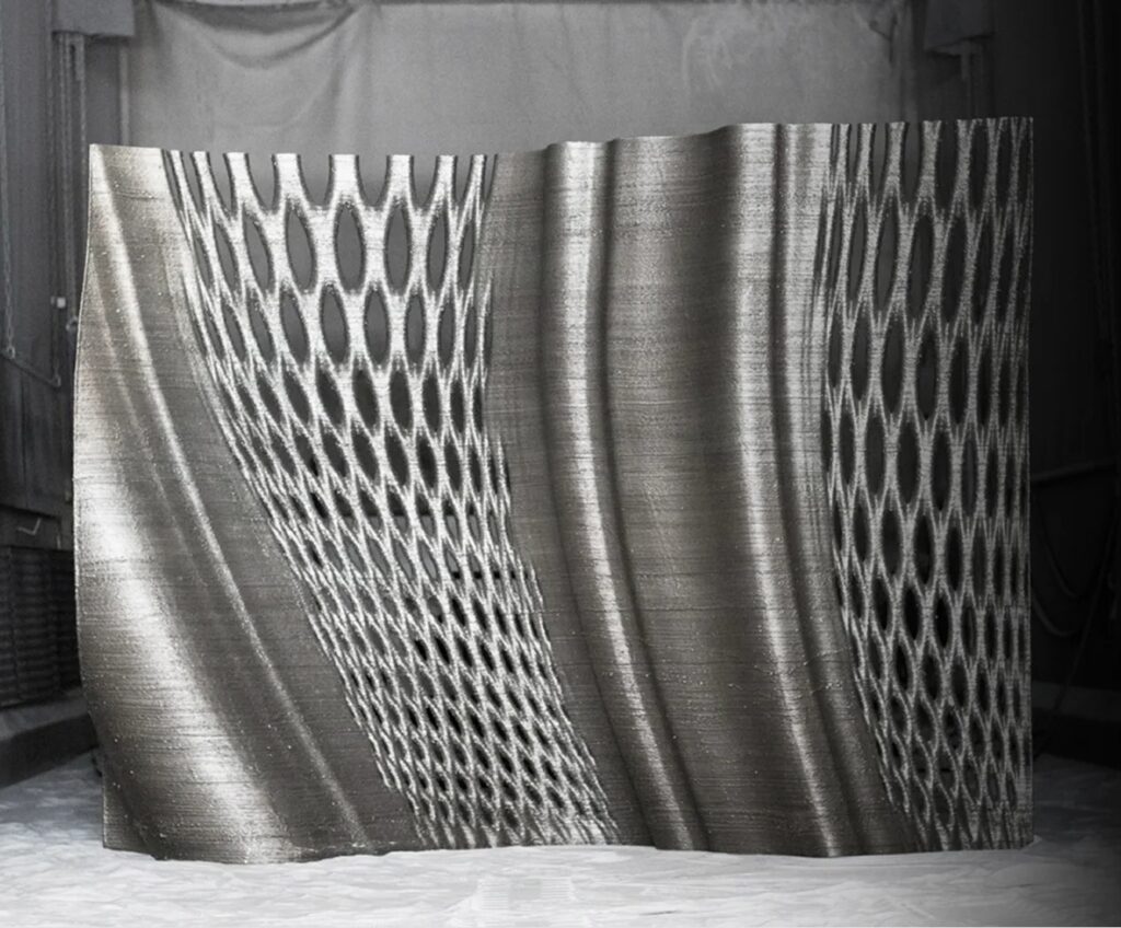 Gradient screen project. MX3D Art Lab project printed with M1 and MX Metal AM Systems.