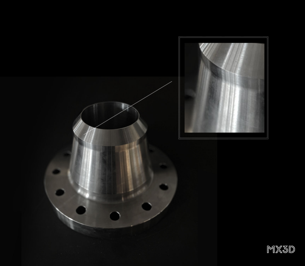 Flangia WAAM stampata in MX3D.