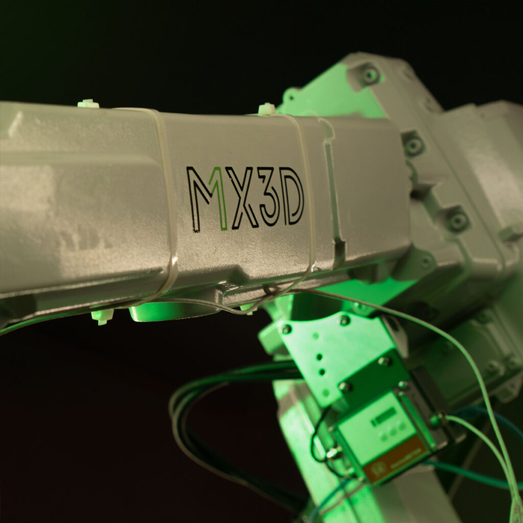 MX3D Metal AM System, robot arc detail.